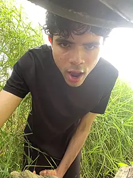 Axel-Mejia online show from October 15, 7:55 pm