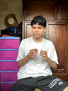 Axel-Mejia online show from November 14, 6:22 pm