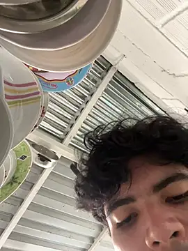 Axel-Mejia online show from April 17, 8:33 pm