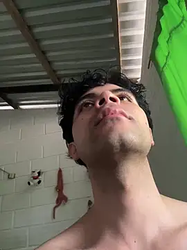 Axel-Mejia online show from April 11, 3:49 pm