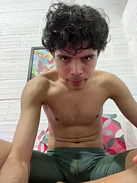 Axel-Mejia online show from October 19, 2:36 am