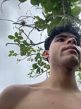 Axel-Mejia online show from February 20, 6:43 pm