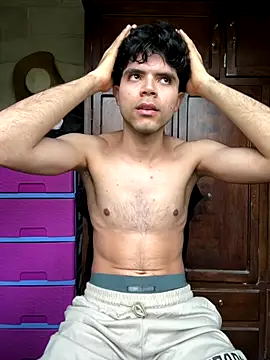 Axel-Mejia online show from November 13, 12:31 pm