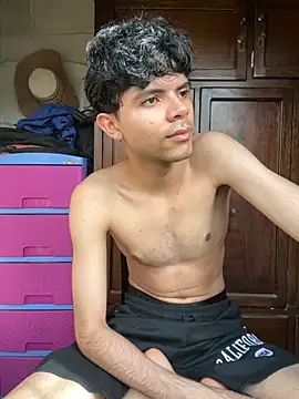 Axel-Mejia online show from December 3, 8:52 pm