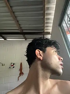 Axel-Mejia online show from February 11, 6:52 pm