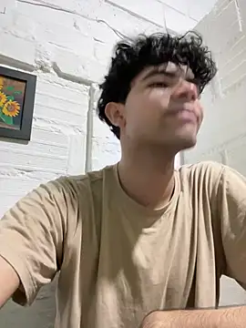 Axel-Mejia online show from April 10, 1:12 am