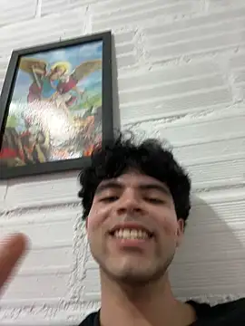 Axel-Mejia online show from February 22, 3:31 am