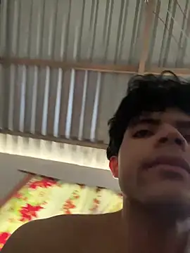 Axel-Mejia online show from February 7, 3:53 pm