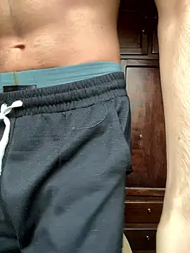 Axel-Mejia online show from January 15, 12:41 pm