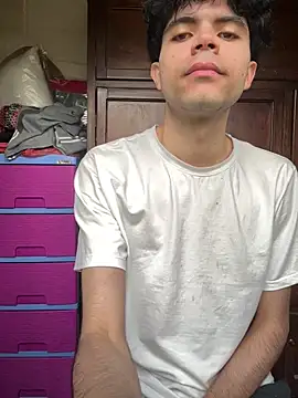 Axel-Mejia online show from February 5, 12:45 pm