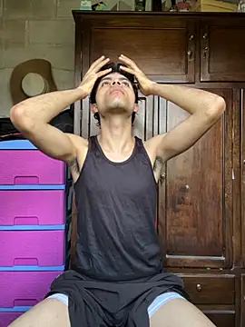 Axel-Mejia online show from October 19, 5:48 pm