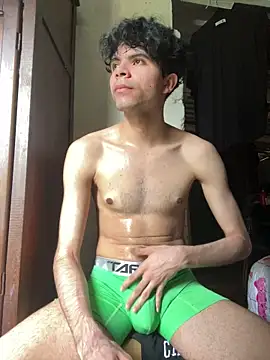 Axel-Mejia online show from May 25, 7:34 pm