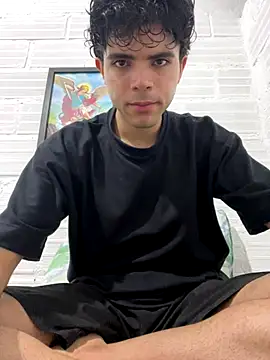 Axel-Mejia online show from October 24, 2:21 am