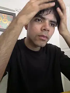 Axel-Mejia online show from April 12, 7:39 pm