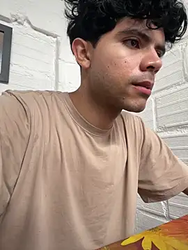 Axel-Mejia online show from May 2, 2:33 pm
