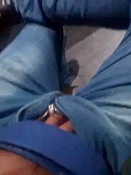 Snapshot of vergonvenco chatting on March 24, 1:16 am vergonvenco online show from March 24, 1:16 am