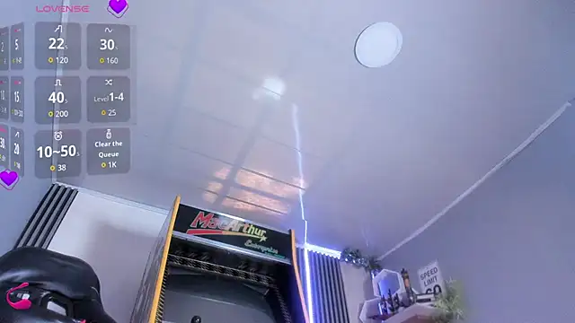 Jenie fire  online show from October 21, 7:46 pm