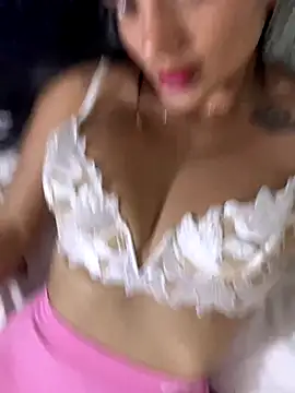 Snapshot of AnaaFaith_ chatting on October 15, 8:17 pm AnaaFaith online show from October 15, 8:17 pm