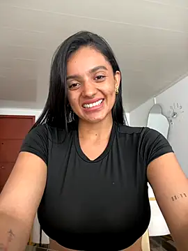 Snapshot of AnaaFaith_ chatting on November 8, 6:55 pm AnaaFaith online show from November 8, 6:55 pm