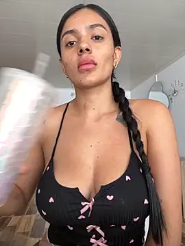 Snapshot of AnaaFaith_ chatting on November 6, 3:27 pm AnaaFaith online show from November 6, 3:27 pm