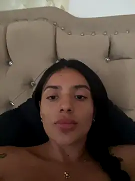 Snapshot of AnaaFaith_ chatting on November 1, 7:30 pm AnaaFaith online show from November 1, 7:30 pm