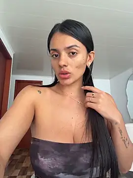 Snapshot of AnaaFaith_ chatting on June 30, 7:25 pm AnaaFaith online show from June 30, 7:25 pm