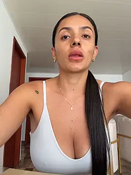 Snapshot of AnaaFaith_ chatting on July 17, 7:22 pm AnaaFaith online show from July 17, 7:22 pm