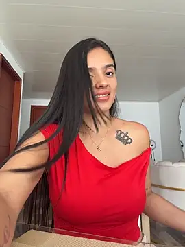 Snapshot of AnaaFaith_ chatting on May 5, 7:39 pm AnaaFaith online show from May 5, 7:39 pm