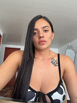 Snapshot of AnaaFaith_ chatting on May 3, 5:16 pm AnaaFaith online show from May 3, 5:16 pm