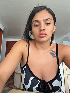 AnaaFaith  online show from April 18, 7:07 pm