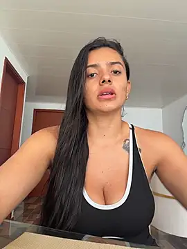 Snapshot of AnaaFaith_ chatting on April 30, 7:43 pm AnaaFaith online show from April 30, 7:43 pm