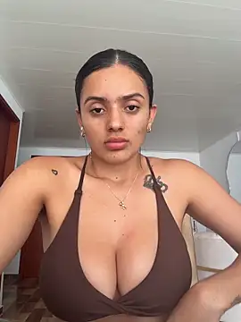 Snapshot of AnaaFaith_ chatting on May 25, 7:12 pm AnaaFaith online show from May 25, 7:12 pm