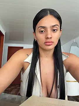 AnaaFaith  online show from March 29, 5:14 pm