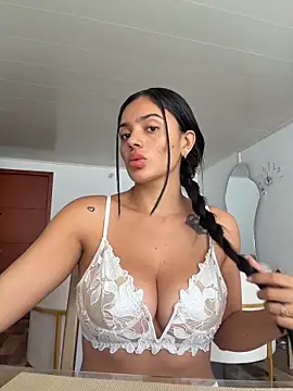 Snapshot of AnaaFaith_ chatting on April 20, 6:42 pm AnaaFaith online show from April 20, 6:42 pm