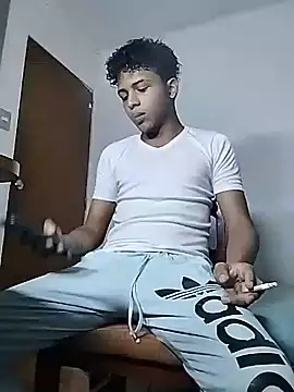 Snapshot of Manuel_Mateus1 chatting on November 7, 12:37 am Manuel Mateus1 online show from November 7, 12:37 am