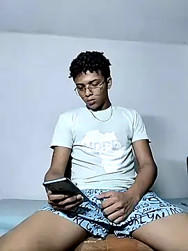 Snapshot of Manuel_Mateus1 chatting on November 28, 3:07 am Manuel Mateus1 online show from November 28, 3:07 am