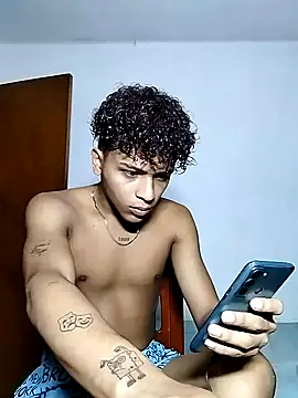 Snapshot of Manuel_Mateus1 chatting on October 25, 1:16 am Manuel Mateus1 online show from October 25, 1:16 am