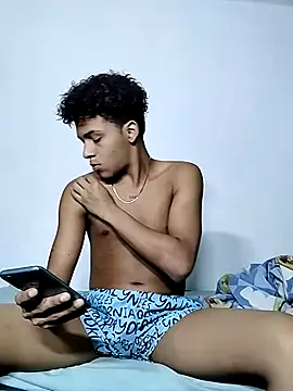 Snapshot of Manuel_Mateus1 chatting on November 8, 2:26 am Manuel Mateus1 online show from November 8, 2:26 am