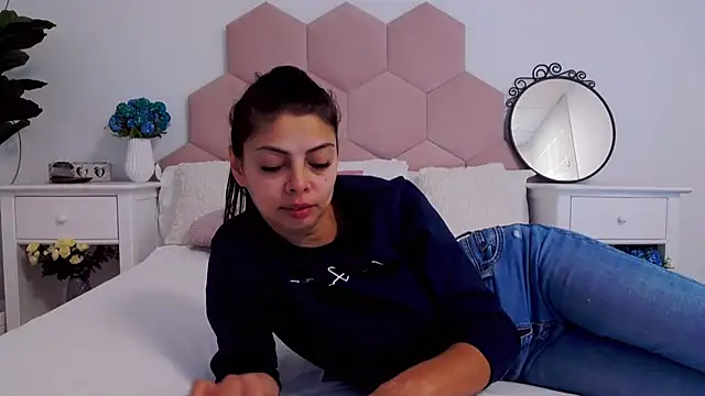 Snapshot of LadyLiia chatting on January 3, 5:17 am LadyLiia online show from January 3, 5:17 am