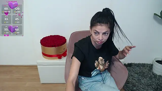 LadyLiia online show from May 13, 3:35 am