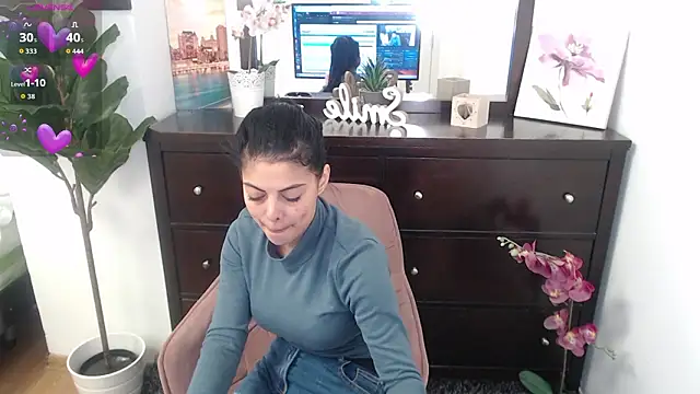 Snapshot of LadyLiia chatting on February 11, 4:56 am LadyLiia online show from February 11, 4:56 am