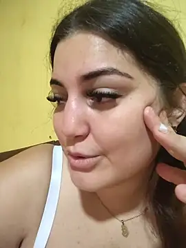 Snapshot of barbielamaravilla11 chatting on December 4, 11:20 am barbielamaravilla11 online show from December 4, 11:20 am