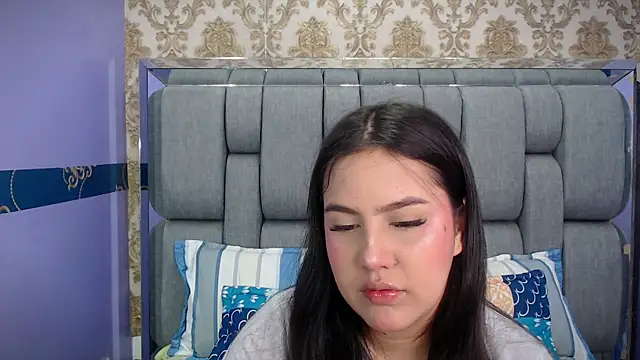 Snapshot of ValentinaMillers_ chatting on October 1, 9:47 am ValentinaMillers online show from October 1, 9:47 am