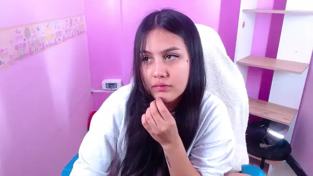 Snapshot of ValentinaMillers_ chatting on September 28, 12:56 pm ValentinaMillers online show from September 28, 12:56 pm