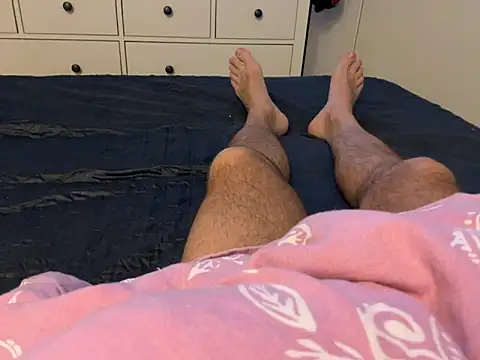 Snapshot of Bacoboy45 chatting on March 8, 9:51 pm Bacoboy45 online show from March 8, 9:51 pm