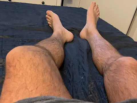 Snapshot of Bacoboy45 chatting on February 11, 9:14 pm Bacoboy45 online show from February 11, 9:14 pm