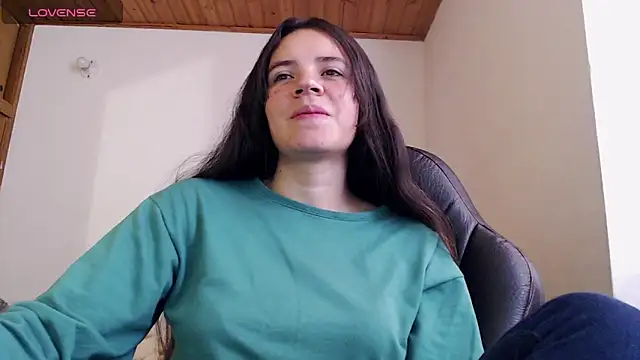 Skylar Serenity online show from November 20, 5:46 pm