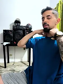 giannis090 online show from October 22, 3:50 am