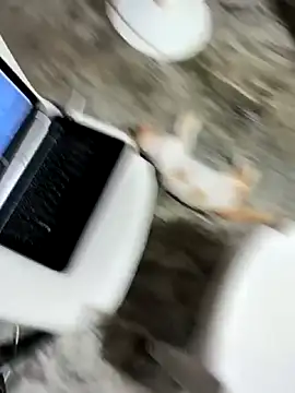 giannis090 online show from March 28, 10:00 pm