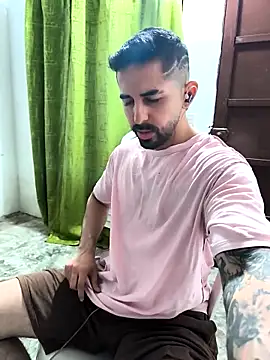 giannis090 online show from March 8, 12:49 am